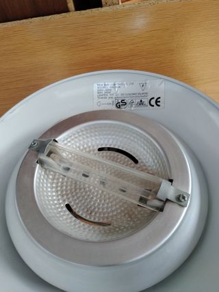 LÁMPARA DE PIE MARRÓN REGULABLE