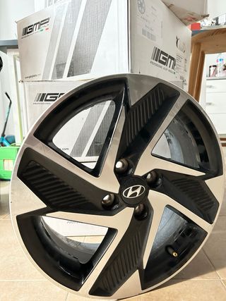 4 Llanta 16”Hyundai i10