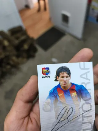Cromo Messi Firma Barça Campió