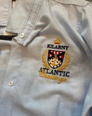 Camisa Kilarny dorada