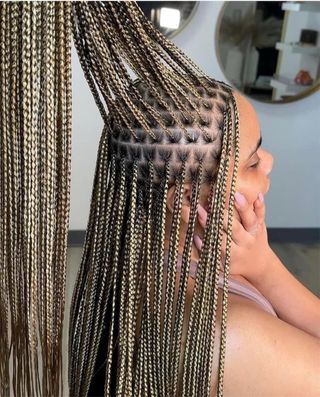 hago puestas de Extensiones de cabello y trenzas