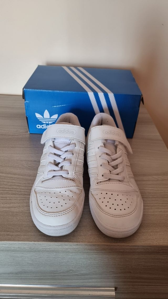 Scarpe Adidas Bambino Taglia 31