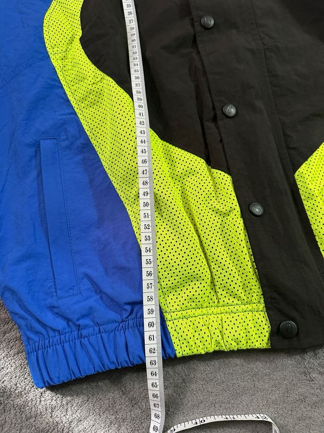 Chaqueta Corteiz Negra y Verde Neón