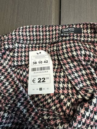 Falda corta cuadros talla 38