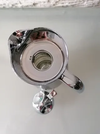 Thermos per bevande in metallo