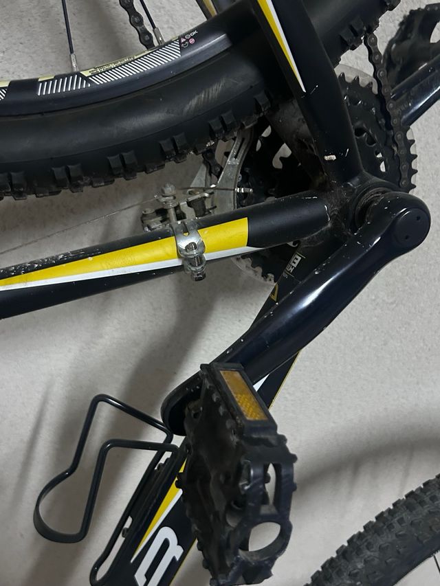 Bicicleta de montaña CONOR