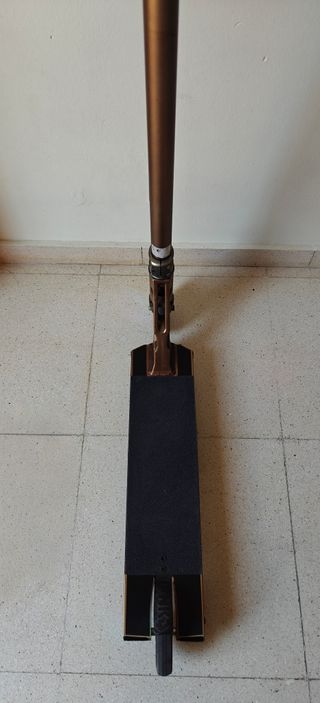 Patinete profesional freestyle Scooter NKD trucos