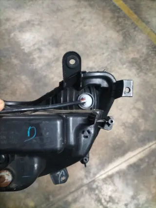 Farol Yamaha N-MAX 125 V1