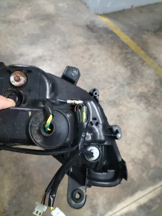 Farol Yamaha N-MAX 125 V1