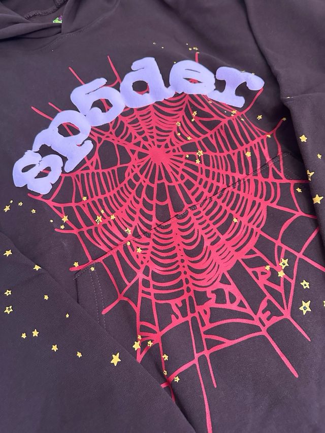 Sudadera Sp5der marrón con telaraña