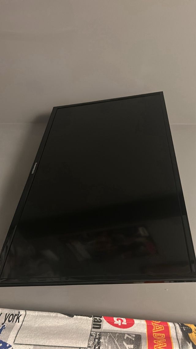 Televisión Thomson 34-38 Negra