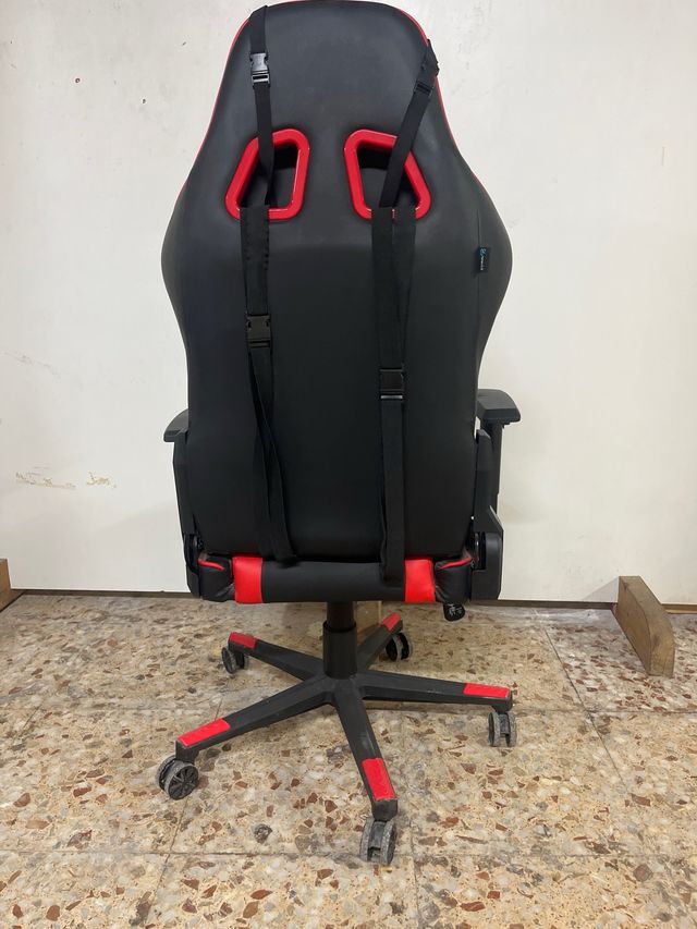 Silla Gaming Newskill Negra y Roja