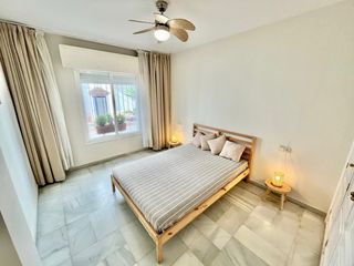 Apartamento con jardín, piscina y bbq en Nagüeles