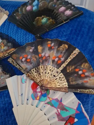 12 ABANICOS SURTIDOS