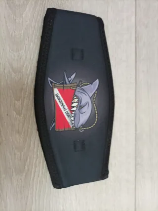 Correa Máscara Neopreno Tiburón Buceo