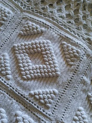 Colcha ganchillo hecha a mano