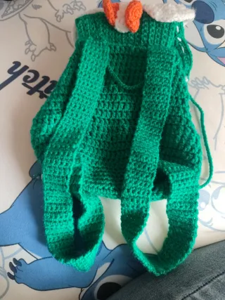 Mochila mono crochet hecha a mano