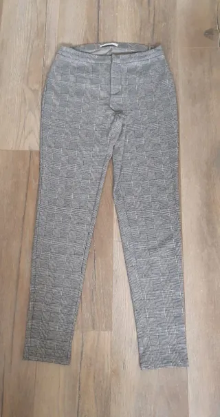 Pantalón de cuadros Mango gris