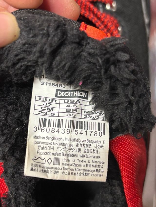 Botas de nieve negras y rojas UNISEX