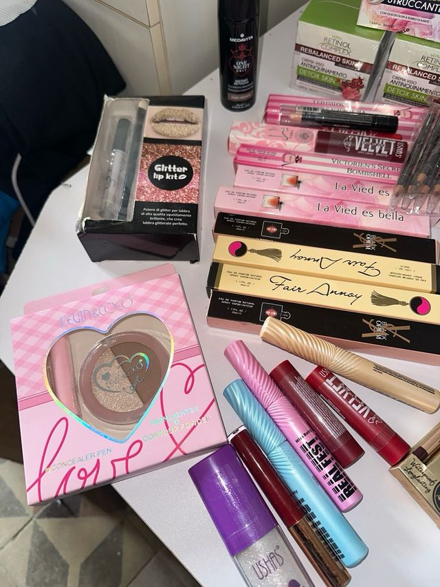 Set Make-up Donna + Stitch Omaggio