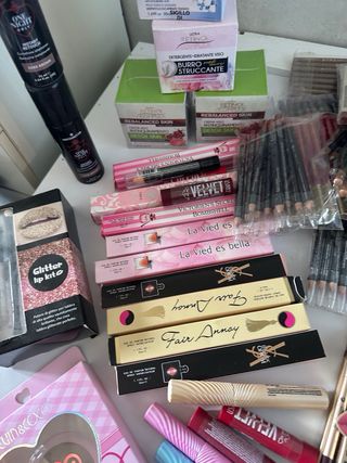 Set Make-up Donna + Stitch Omaggio