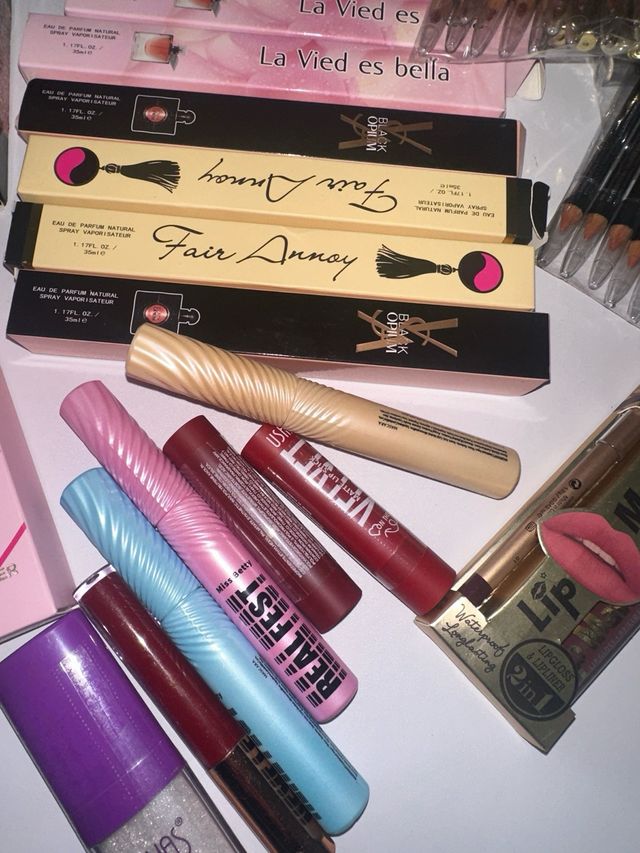 Set Make-up Donna + Stitch Omaggio