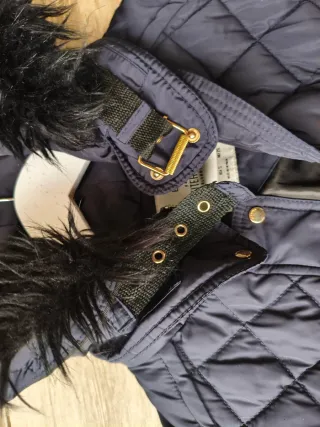 Chaqueta Bershka acolchada con capucha