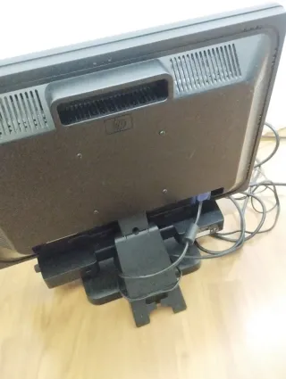 URGE VENTA! Pantalla HP Negra