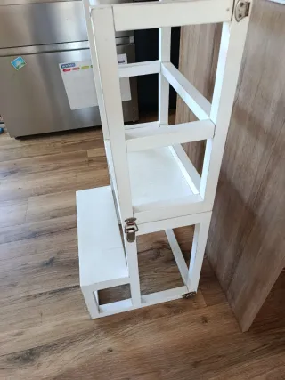 Torre Montessori convertibile in tavolino