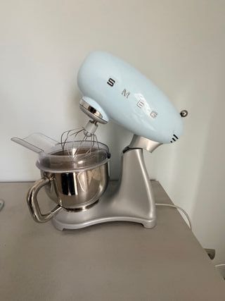 Robot Cocina Smeg con accesorios