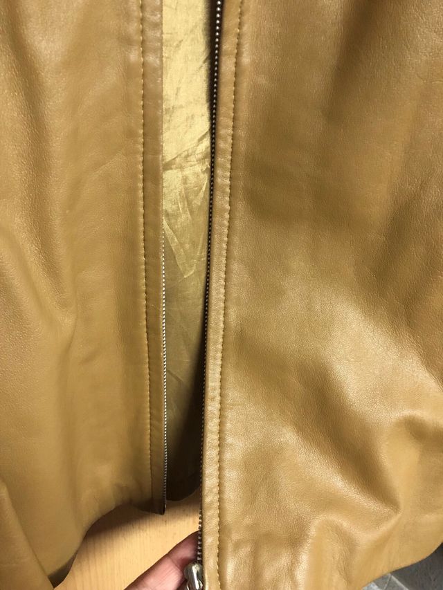 Chaqueta de piel color camel