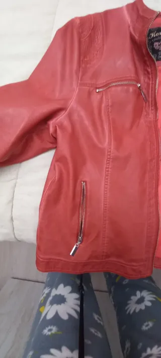 Cazadora Koroshi Roja