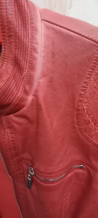 Cazadora Koroshi Roja