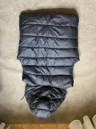 Gilet Moncler nero con cappuccio