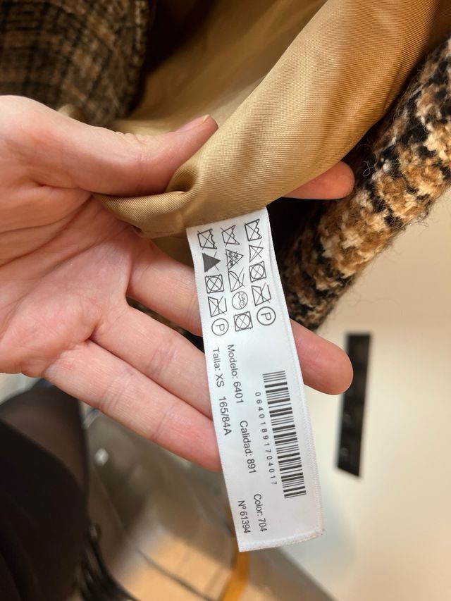 Abrigo Massimo Dutti cuadros marrón