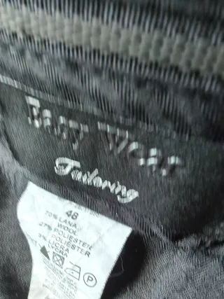 Traje azul completo y 2 americanas