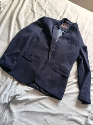 Traje azul completo y 2 americanas