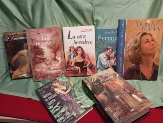 8.lotes de 7 libros cada lote se acen envíos 5 €