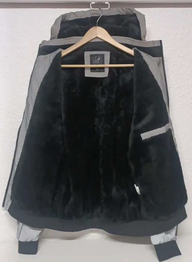 Cazadora Piken Softshell Impermeable Gris