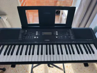 Teclado Yamaha PSRE363