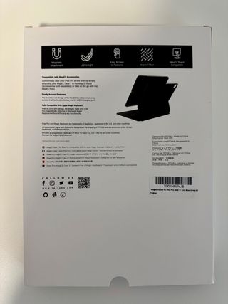 Apple Magic Keyboard iPad 11” & Pitaka MegEZ Case2