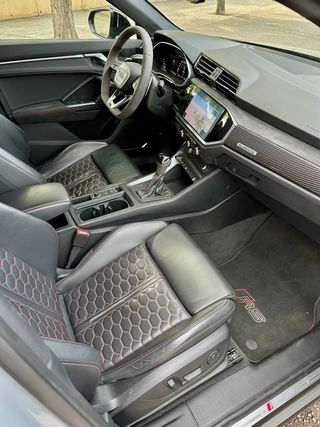 🚘 Audi RSQ3 Sportback 2.5TFSI