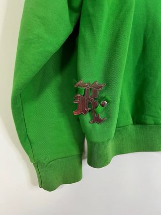 Felpa Kani Verde Y2K con Stampa Puzzle Sudadera
