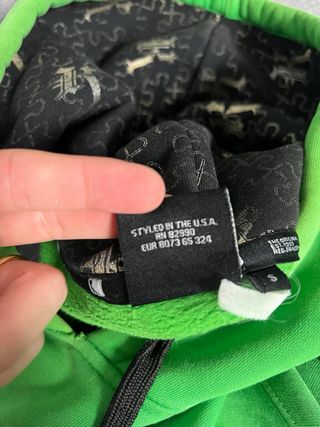 Felpa Kani Verde Y2K con Stampa Puzzle Sudadera