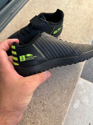 Chuteiras Futebol Criança KIPSTA Tam 28