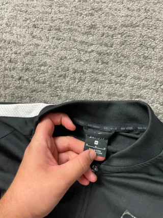 ¡¡OFERTA!! Talla M Chaqueta Nike Málaga