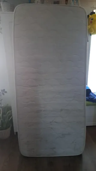 Materasso singolo con spondina