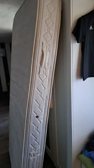 Materasso singolo con spondina