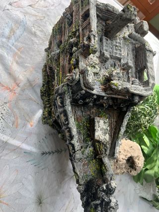 Acuario 300L con mueble y decoración