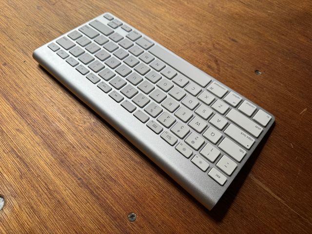 Apple Wireless Keyboard